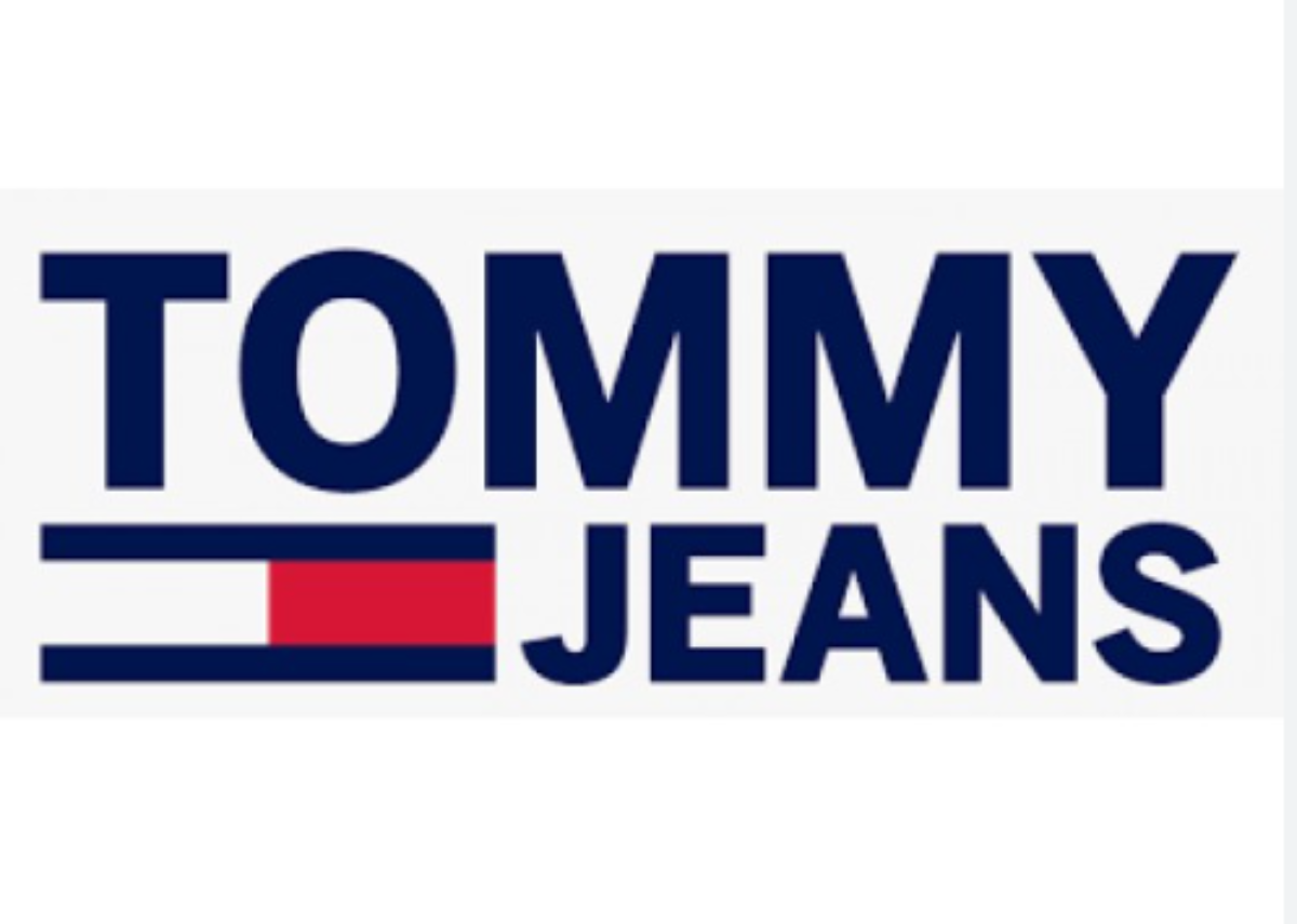 TOMMY JEANS