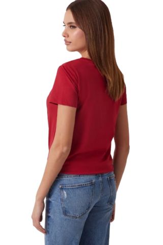 GUESS - SS SCRIRT LACE LOGO EASY TEE WINE-RED - 357497