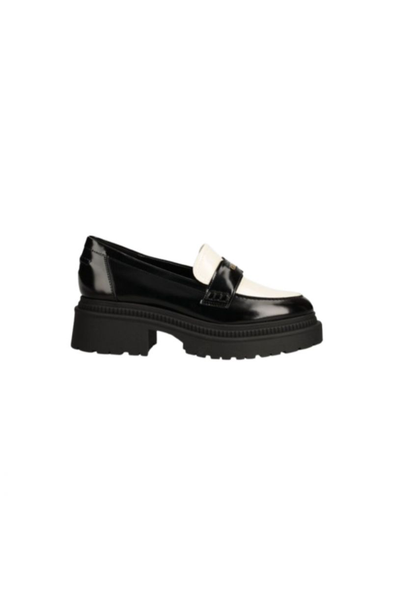 GUESS FINDA2 LOAFERS BLACK-IVORY