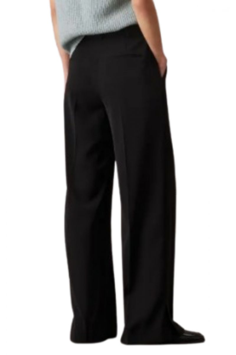 CALVIN KLEIN SOFT TWILL SLIM LEG PANT