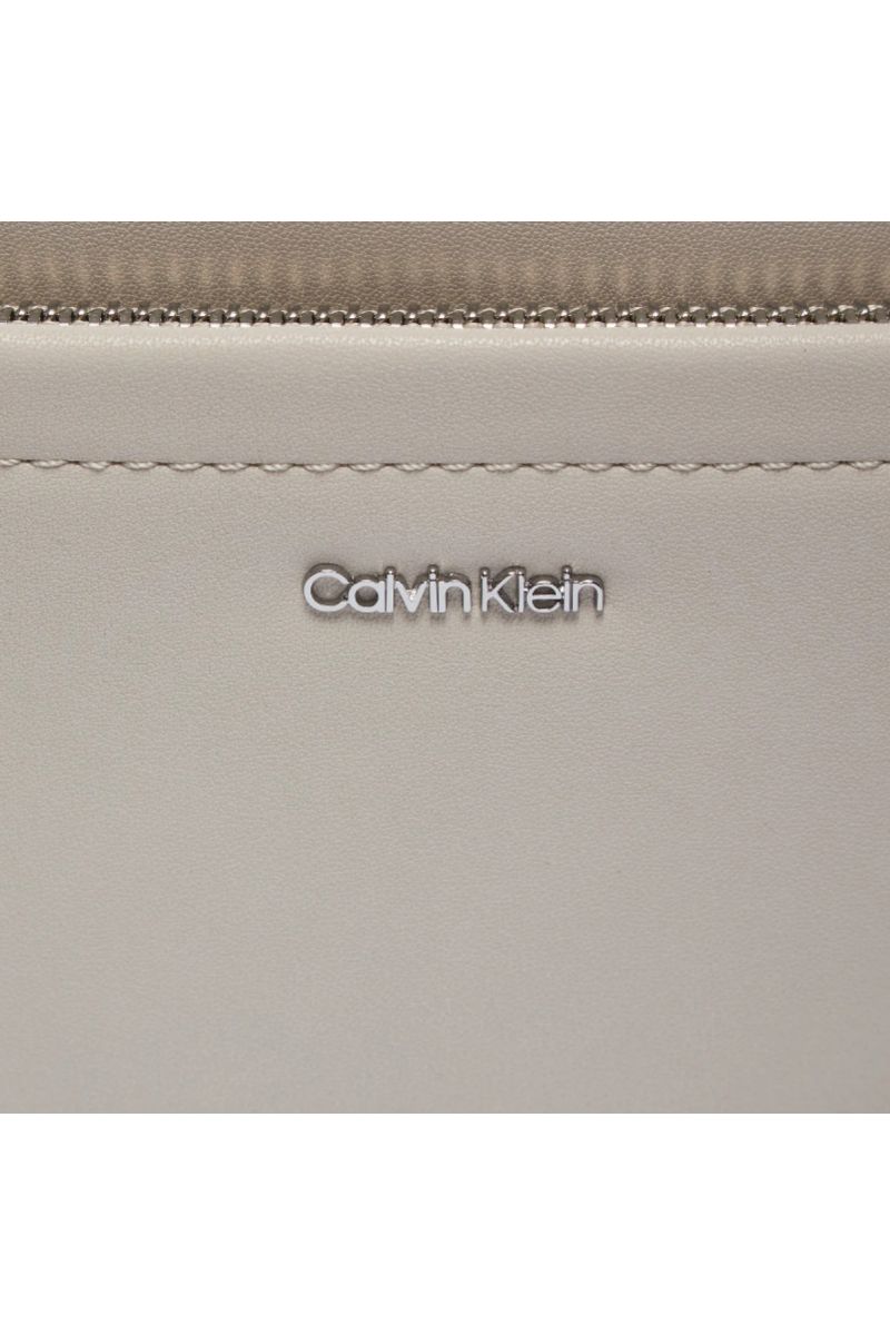 CALVIN KLEIN CK MUST CONVERTIBLE CAMERA BAG PEG