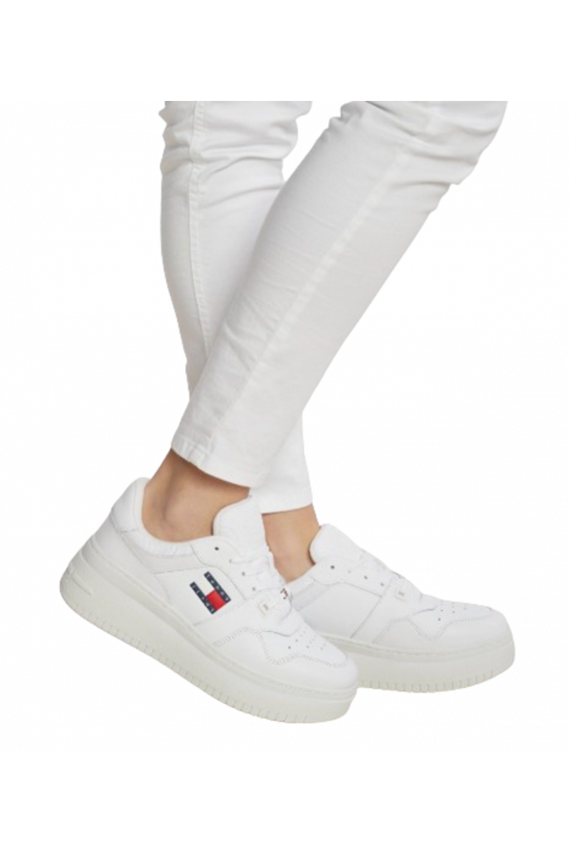 TOMMY HILFIGER - TJW RETRO BASCET FLATFORM ESS_YBS