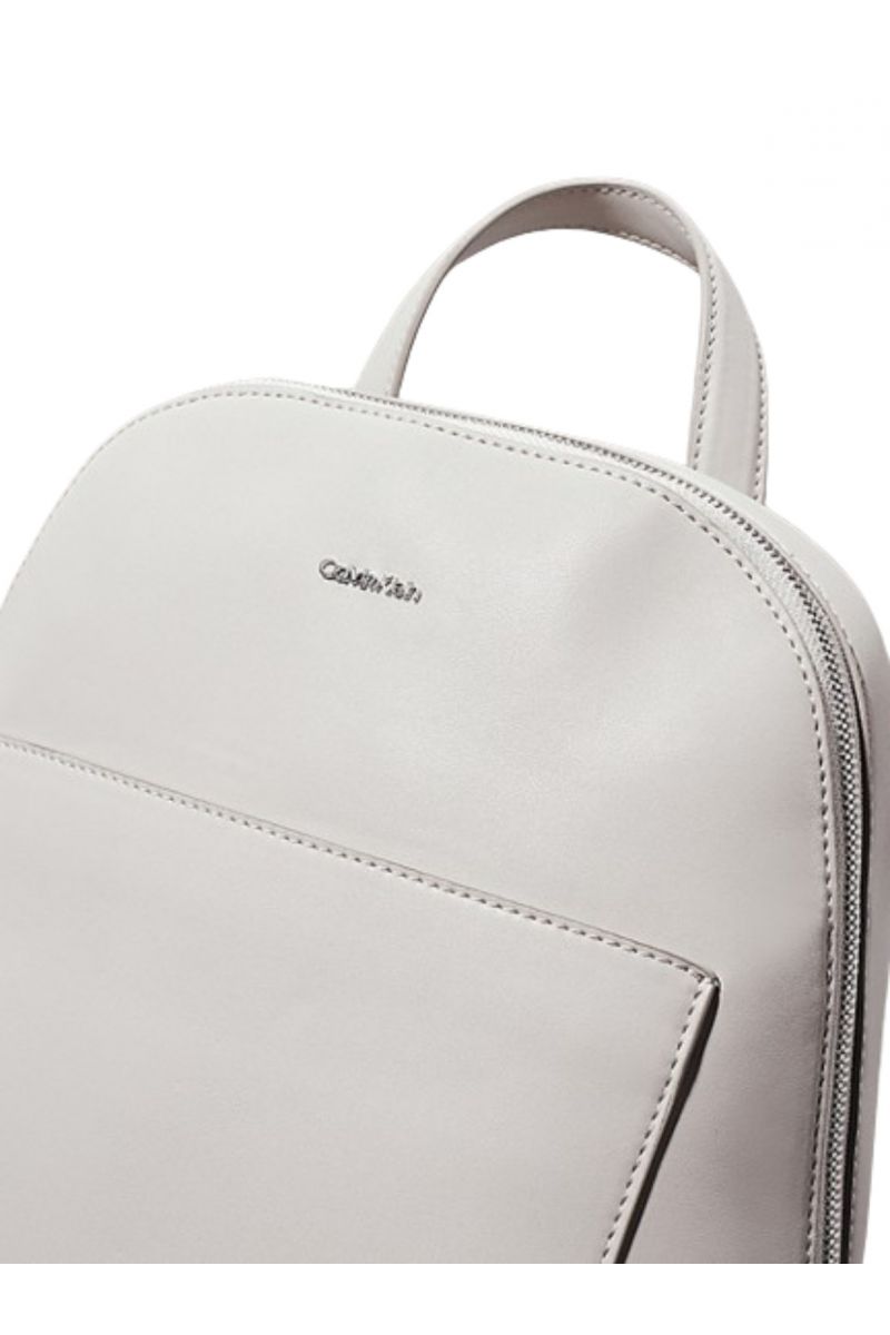 CALVIN KLEIN CK MUST DOME BACKPACK PEG